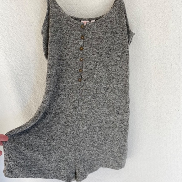 Make + Model Knit Romper - Picture 8 of 10